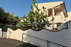 3 LOCALI A DIAMANTE