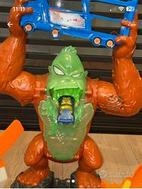 Pista hotwheels scimpanzè