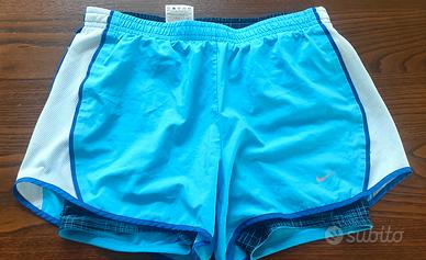 NIKE - Shorts da running 