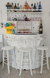 PIANO BAR