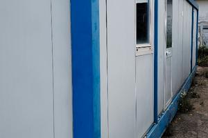 Due box container misura 12 e 10 metri