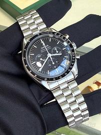OMEGA Speedmaster Professional Moonwatch