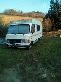 MOTORHOME ELNAGH NON FUNZIONANTE