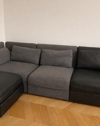 Divano modulare IKEA con contenitore e pouf letto