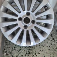  cerchi in lega  16   15 ford fiesta 