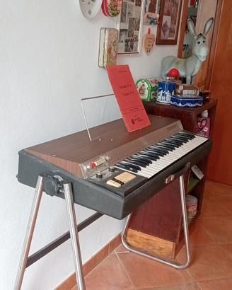 electronic organs caravan r6