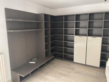 Liberia angolare componibile in legno