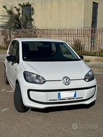 Volkswagen up! 1.0 benzina 62 CV 2013
