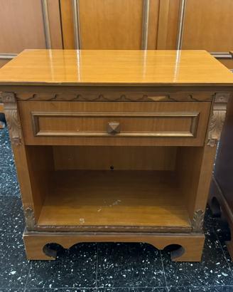 Set di 2 comodini in legno con cassetto e ripiano