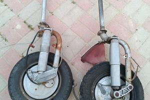 forcella forca vespa piaggio cosa mozzo tamburo co