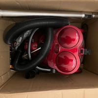 Aspirapolvere a traino