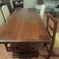 Tavolo e 6 sedie in noce
