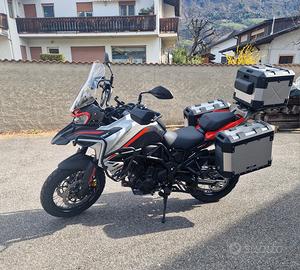 Benelli TRK 702 perfetta, accessoriata