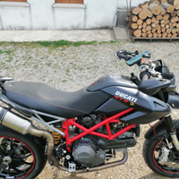 Ducati hypermotard 796