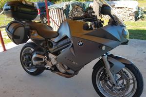 BMW f800st