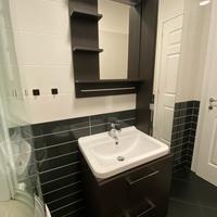 Mobile bagno con colonna + lavabo + specchio