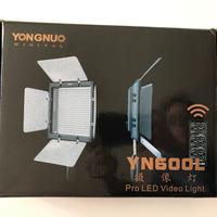 YONGNUO YN-600 3200k-5500k LED faro telecomando