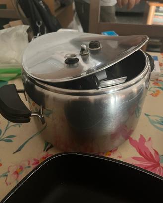 Pentola a pressione in acciaio