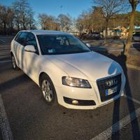 Audi A3 Sportback 1.6 tdi 90cv+Radio Android/Apple