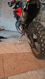 swm rs 650 r enduro ex husqvarna te 630.