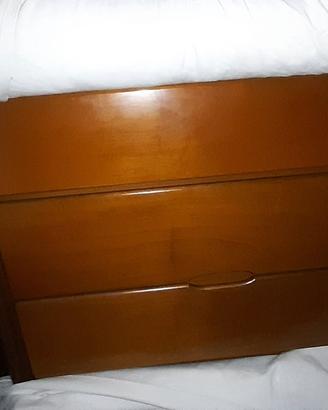 coppia comodini in legno