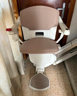 Montascale Stannah modello 420 Sirius
