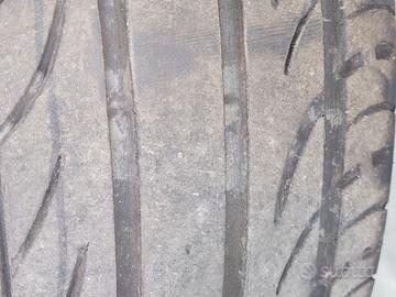 Cerchi e gomme Ford fiesta