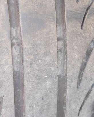 Cerchi e gomme Ford fiesta