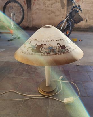 lampada in vetro antiquariato