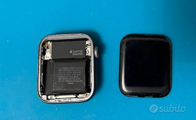 Apple Watch 4 / 44 - non funzionante solo ricambi