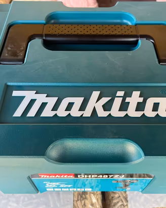 Avvitatore/Trapano Makita + 2 batterie