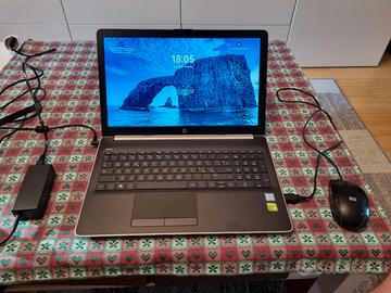 Portatile HP Pavillon 15-da0058nl