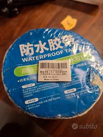 nastro gommato impermeabile e colla  per pvc