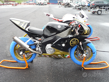 Ricambi yamaha yzf 750 r