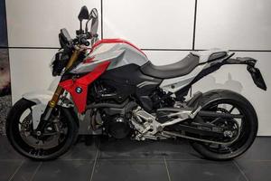 BMW F 900 R