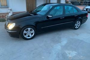 Mercedes E 270 CDI Avangarde cambio 6 Marce man