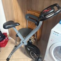 Cyclette pieghevole