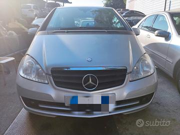 Ricambi Mercedes-Benz Classe A 150 Anno 2009