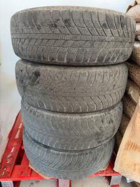 Gomme + cerchi 215/65 R16