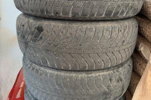 Gomme + cerchi 215/65 R16