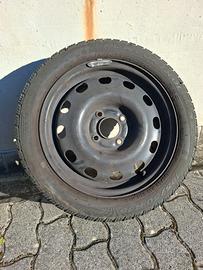 4Cerchi acciaio 6j x15 Ford o similare