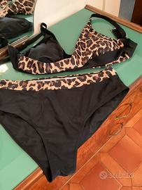 Bikini leopardato