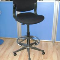 Sgabello Hermann Miller nero