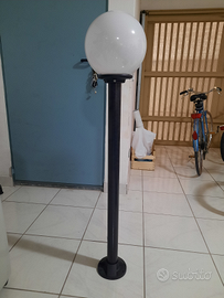 Lampada da giardino