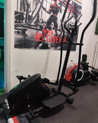 attrezzi palestra