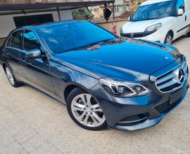 Mercedes-Benz Classe E - 300 BlueTEC DIESEL Editio