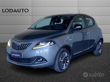 Lancia Ypsilon 1.0 FireFly 70cv S&S Hybrid GOLD