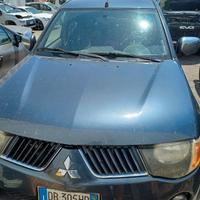 Mitsubishi l200 (2015-2019) - 2006