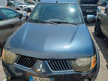 Mitsubishi l200 (2015-2019) - 2006