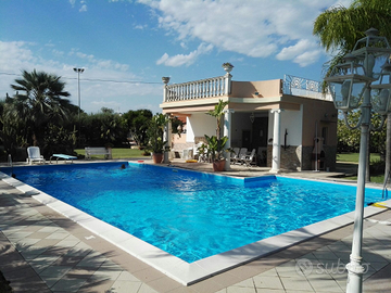 Villa con piscina